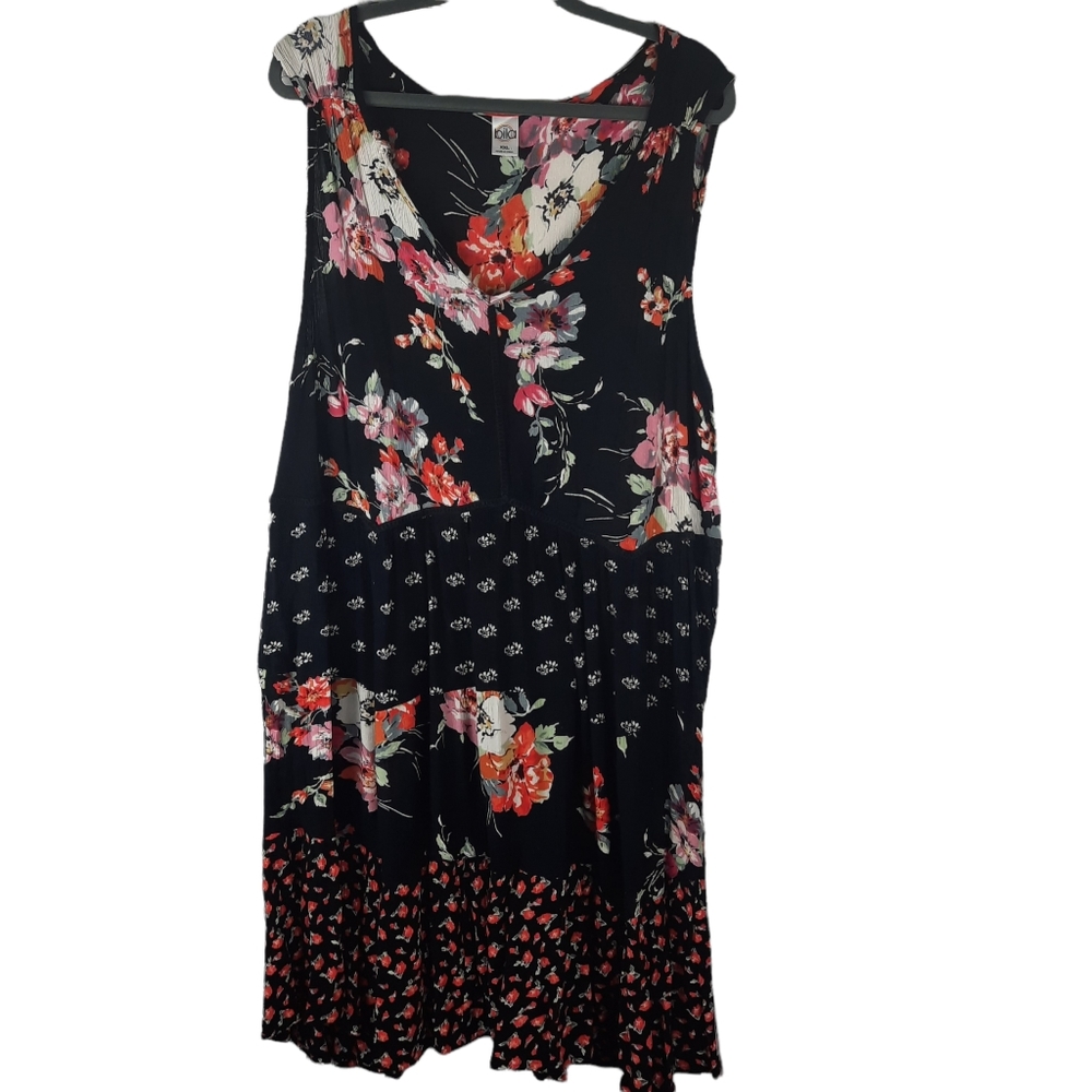 Bila V Neck Sleeveless Floral Midi Dress